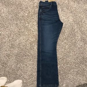 Wrangler Retro - Slim Boot cut - Dark washed Jeans